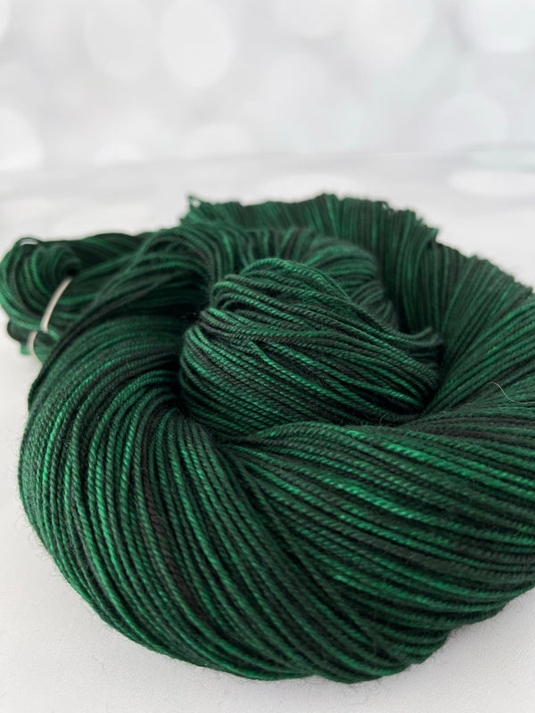 Treasure of the Emerald Isle, Treasured Yak Toes Sock Yarn, emerald green yarn