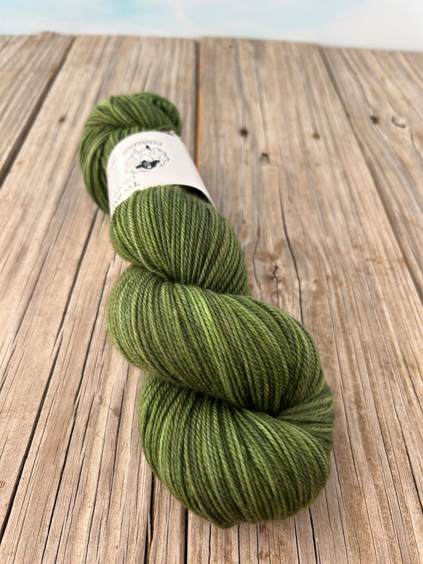 Seaweed, Moss Green, Organic Merino Sport Treasures Yarn