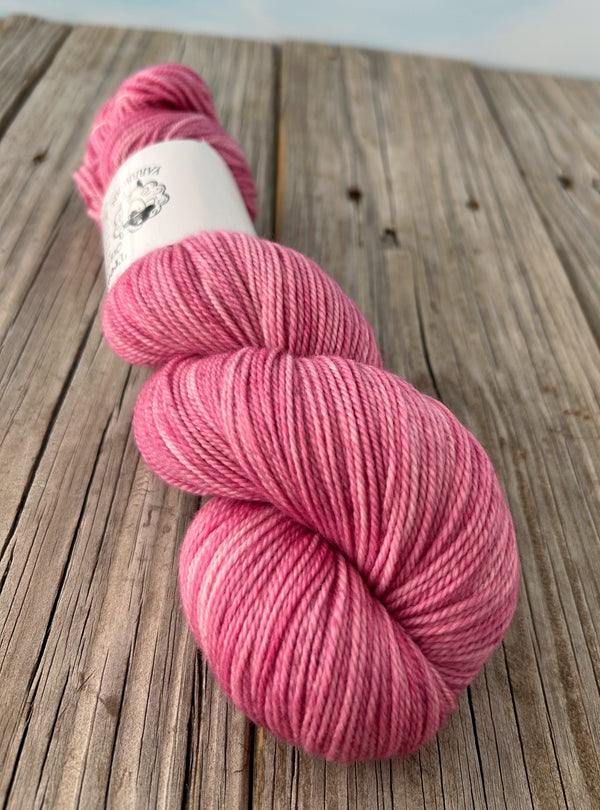 Sirena, Rose Pink, Organic Merino Sport Treasures Yarn