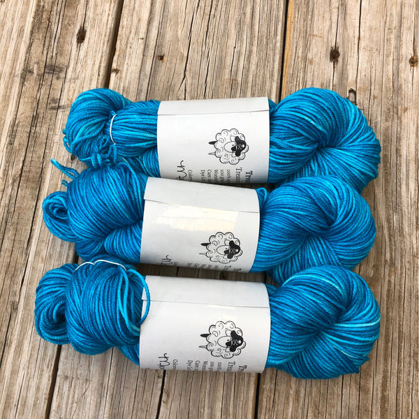 turquoise teal Hand Dyed Worsted Weight Yarn, Mermaid’s Curse, Treasured Warmth